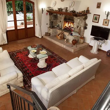 Borgo Dei Cipressi 12&2, Emma Villa