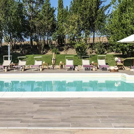 Villa Borgo Dei Cipressi 12&2, Emma *