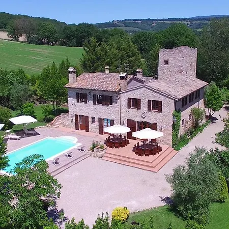 Borgo Dei Cipressi 12&2, Emma