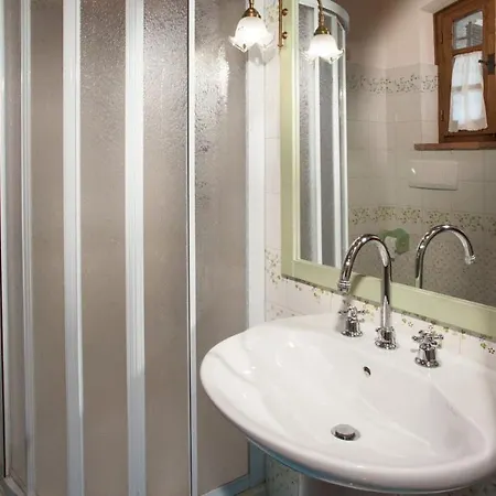 Borgo Dei Cipressi 12&2, Emma * Todi