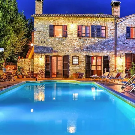 Villa Borgo Dei Cipressi 12&2, Emma *