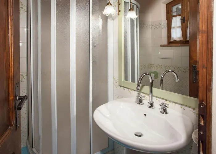 Borgo Dei Cipressi 16+3 * Todi